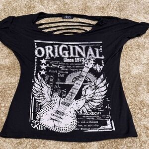 Deb Black and White Graphic Short Sleeve Top